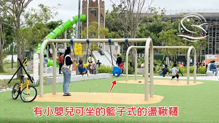 台中親子景點推薦，可以待一整天的公園：南興公園必玩共融遊戲場＆戶外野餐、慶生好選擇 Ⅰ 米奇樹、落雨松打卡景點IMG  x