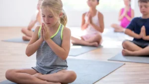 Read more about the article 正念育兒｜在孩童身上種下覺知的種子，與孩子一起觀息 (Ānāpāna) 